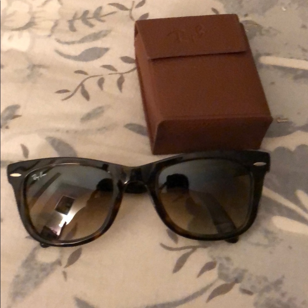Folding Wayfarer Ray Bans